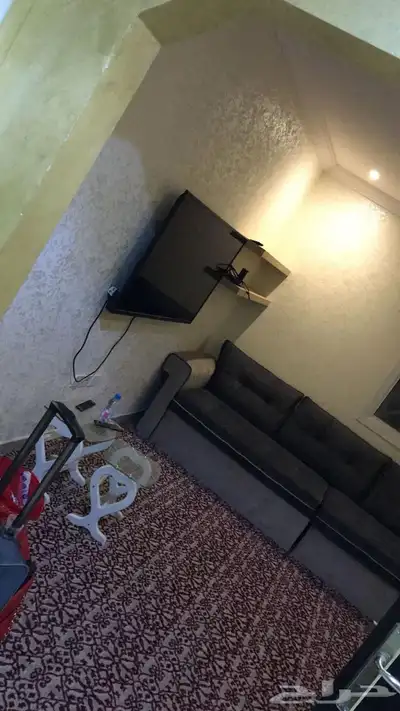 شقة للبيع بسعر مغري حي مريخ 13