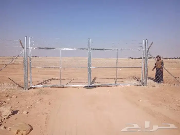 مقاول شبوك ومظلات وهناجر 0