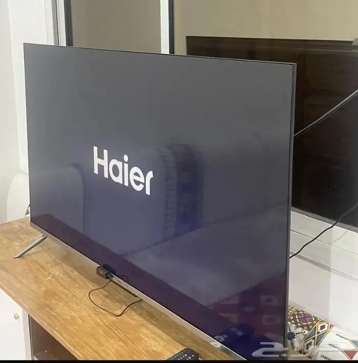 تلفزيون نضيف جدا  استخدام شهرين 50بوصه 0