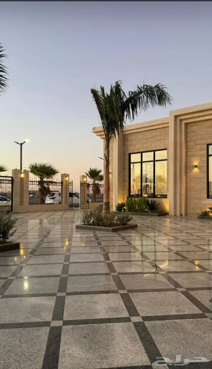 عماره تجاريه للبيع بالحمدانيه 0