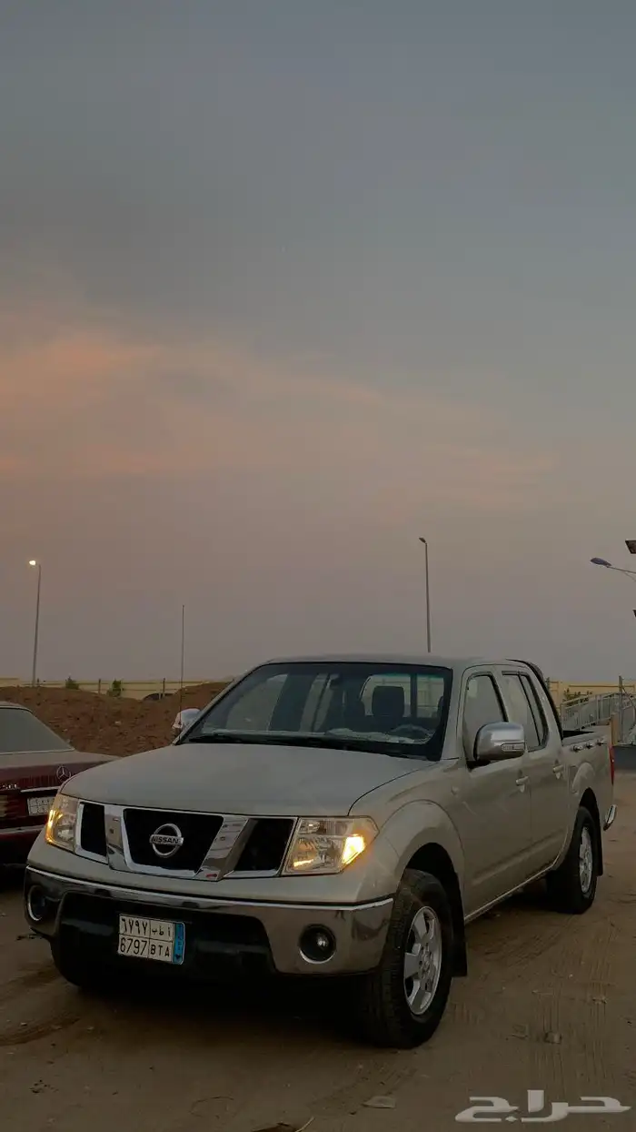 نيسان نافارا 0