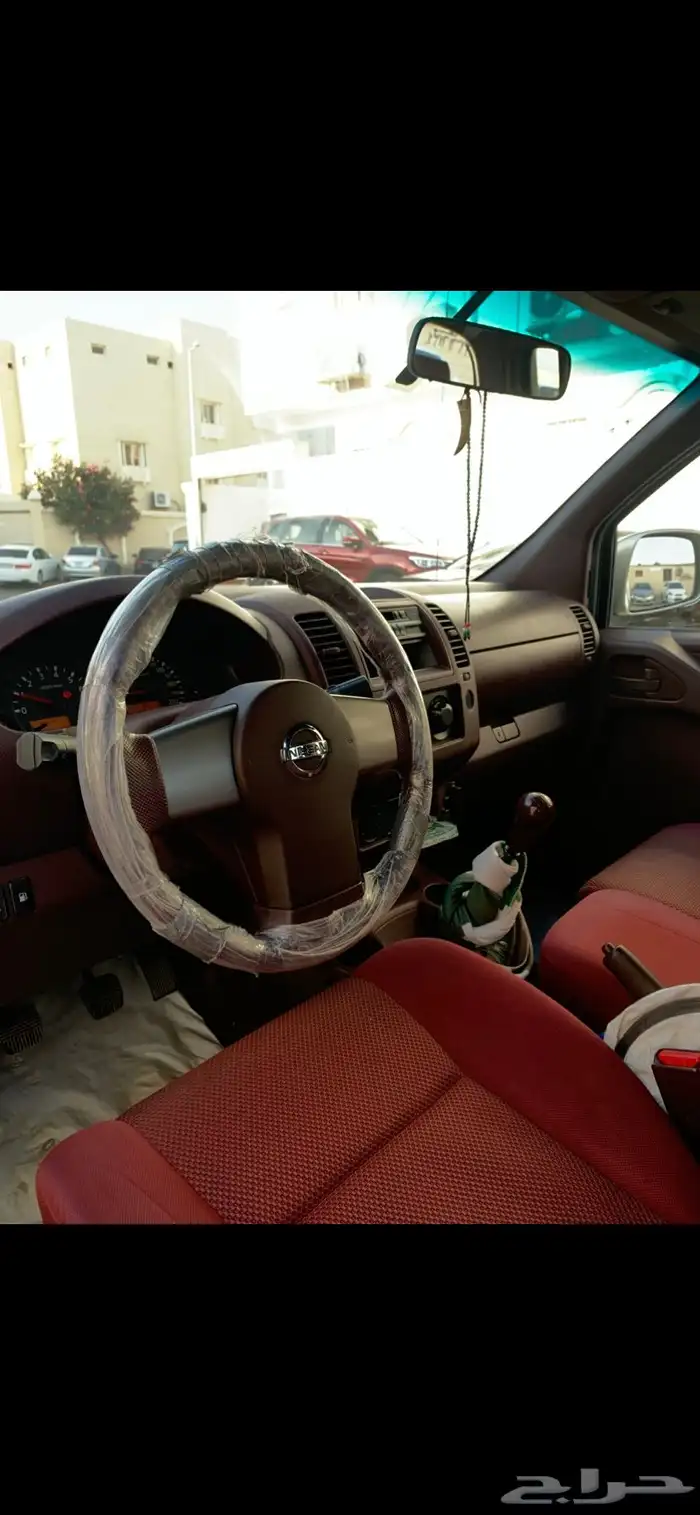 نيسان نافارا 15