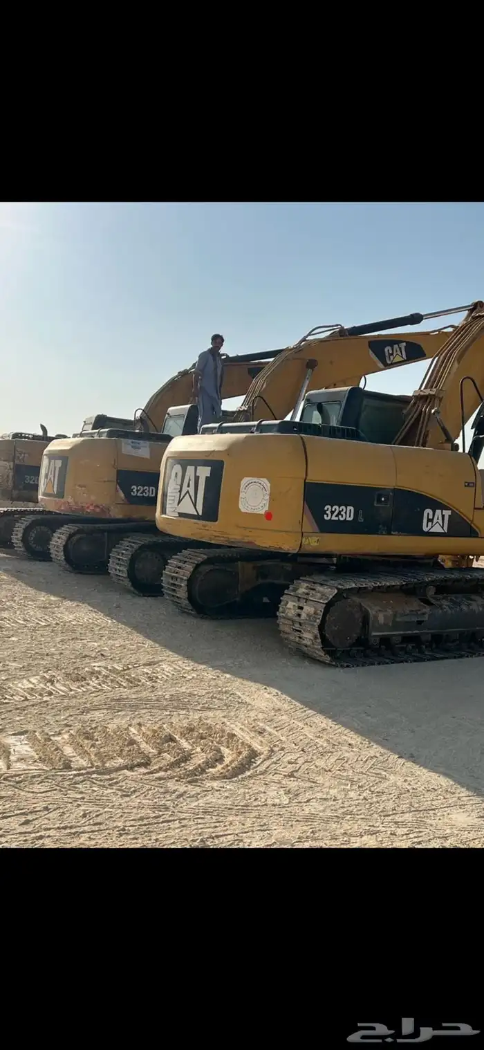 بوكلين حجم كبير 320 للاجار الشهري والسنوي 4