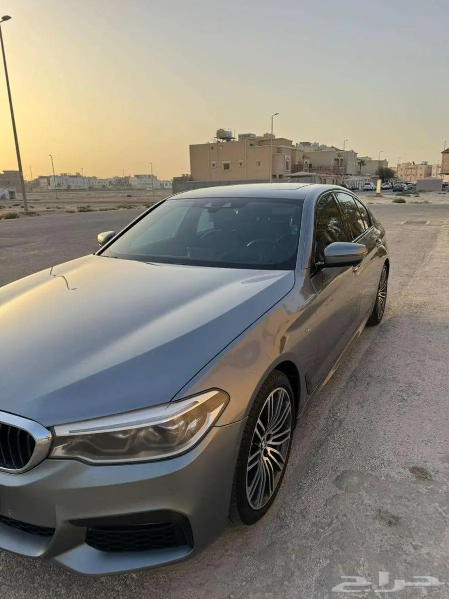 BMW 530i M kit موديل 2017 نظيف 7