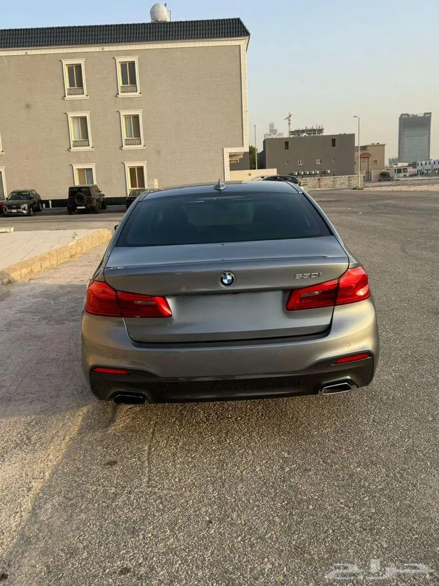 BMW 530i M kit موديل 2017 نظيف 9