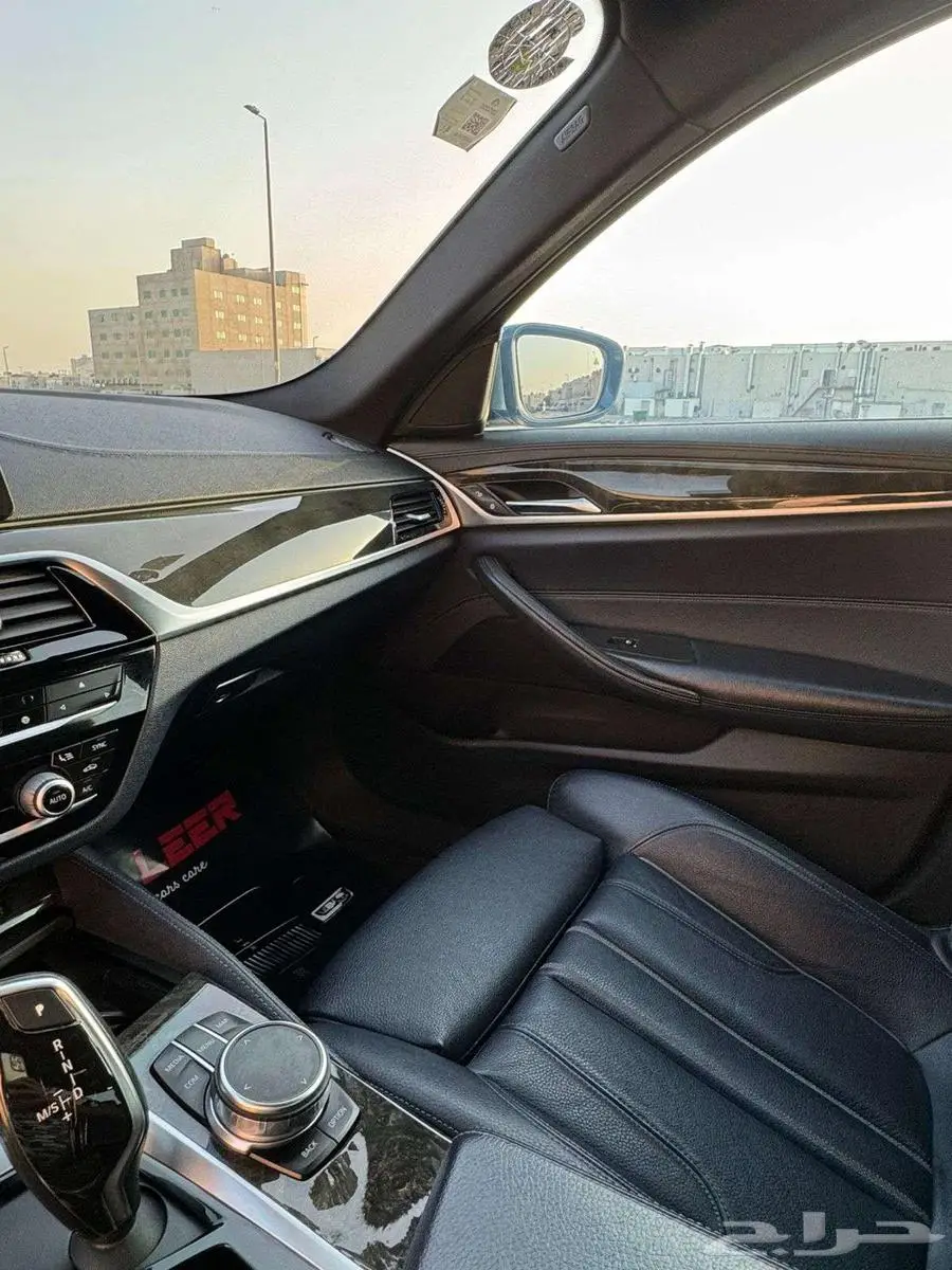 BMW 530i M kit موديل 2017 نظيف 11