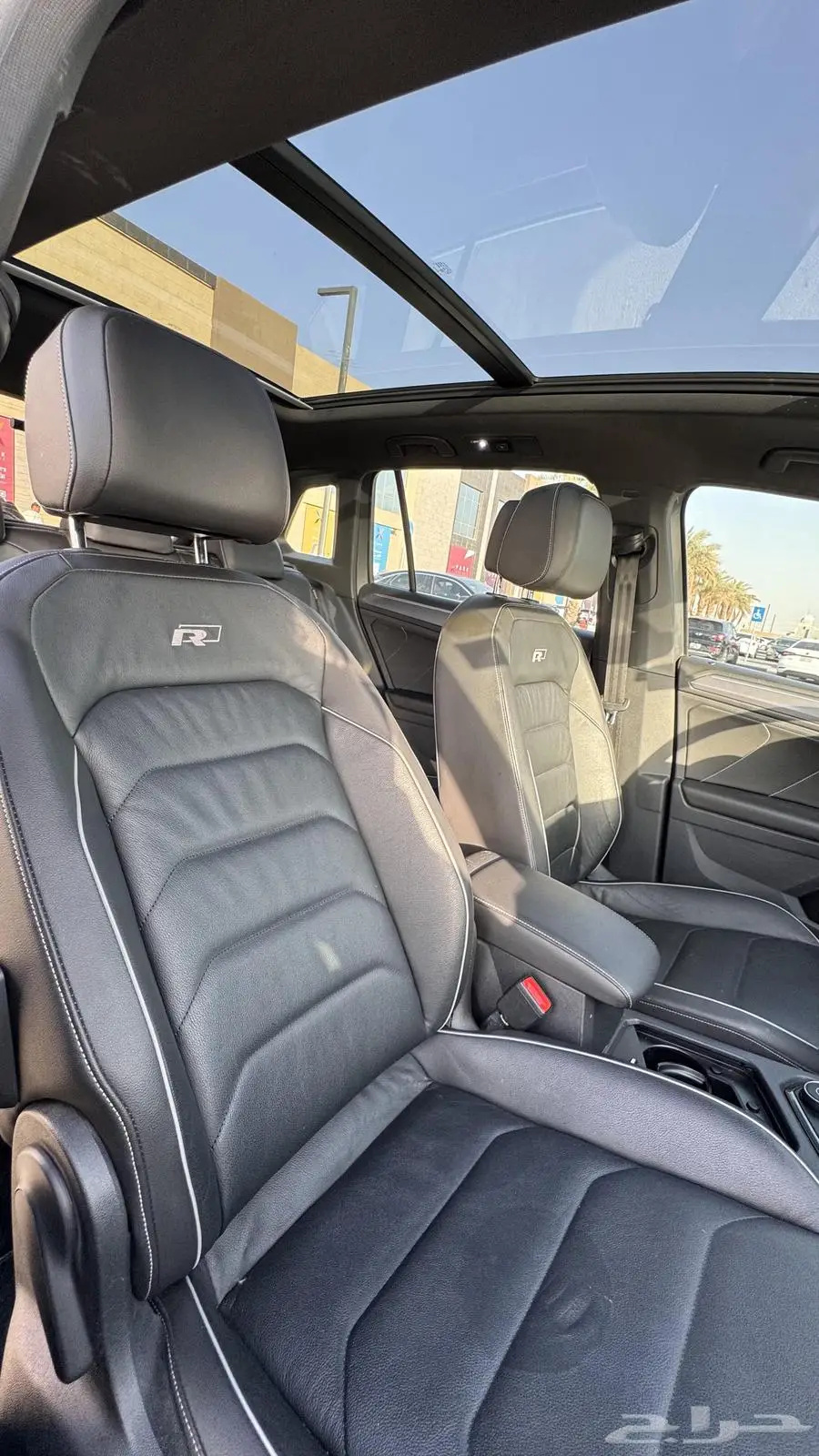 Volkswagen Tiguan R-Line 2019 Full Option Sport 53K KM 14