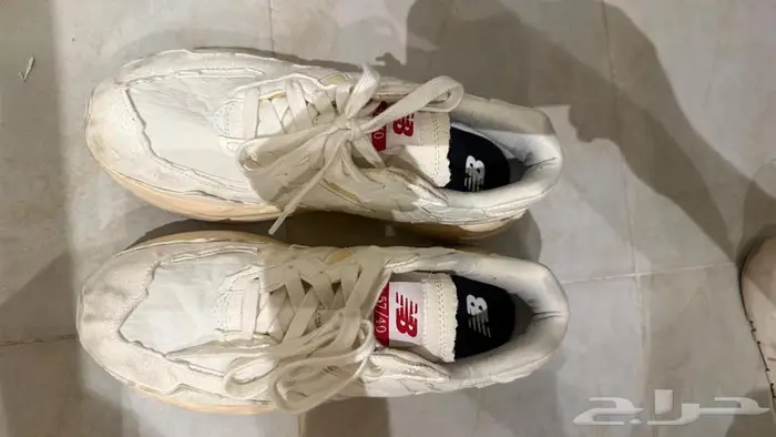 شوز ريبوك مقاس 43 ابيض 0