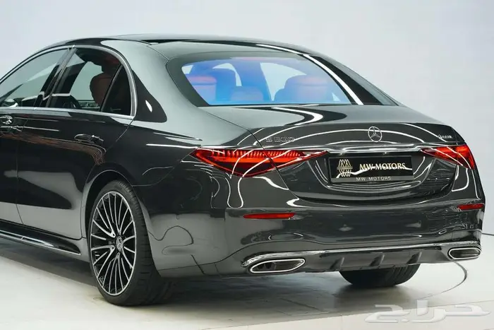 مرسيدس S 500 موديل 2025 أصفار خليجي رمادي غامق جملي 5