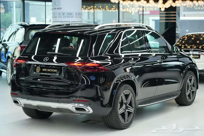 مرسيدس GLE 450 موديل 2024 أصفار خليجي أسود بني 3