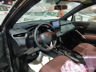 كورولا كروس 1.8 هايبرد XLE نص فل سعودي كاش واقساط 2025 5
