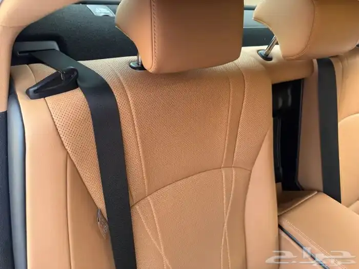 لكزس هايبرد ES 300 2022 27