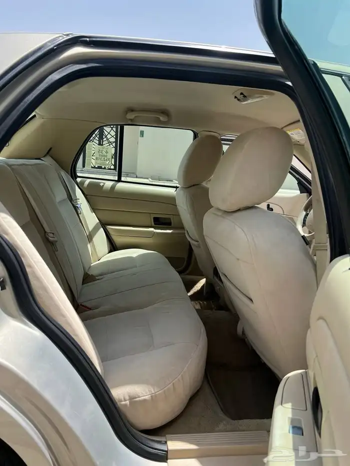 فورد كروان فكتوريا 2012 ماشي 270 الف (تم البيع) 22