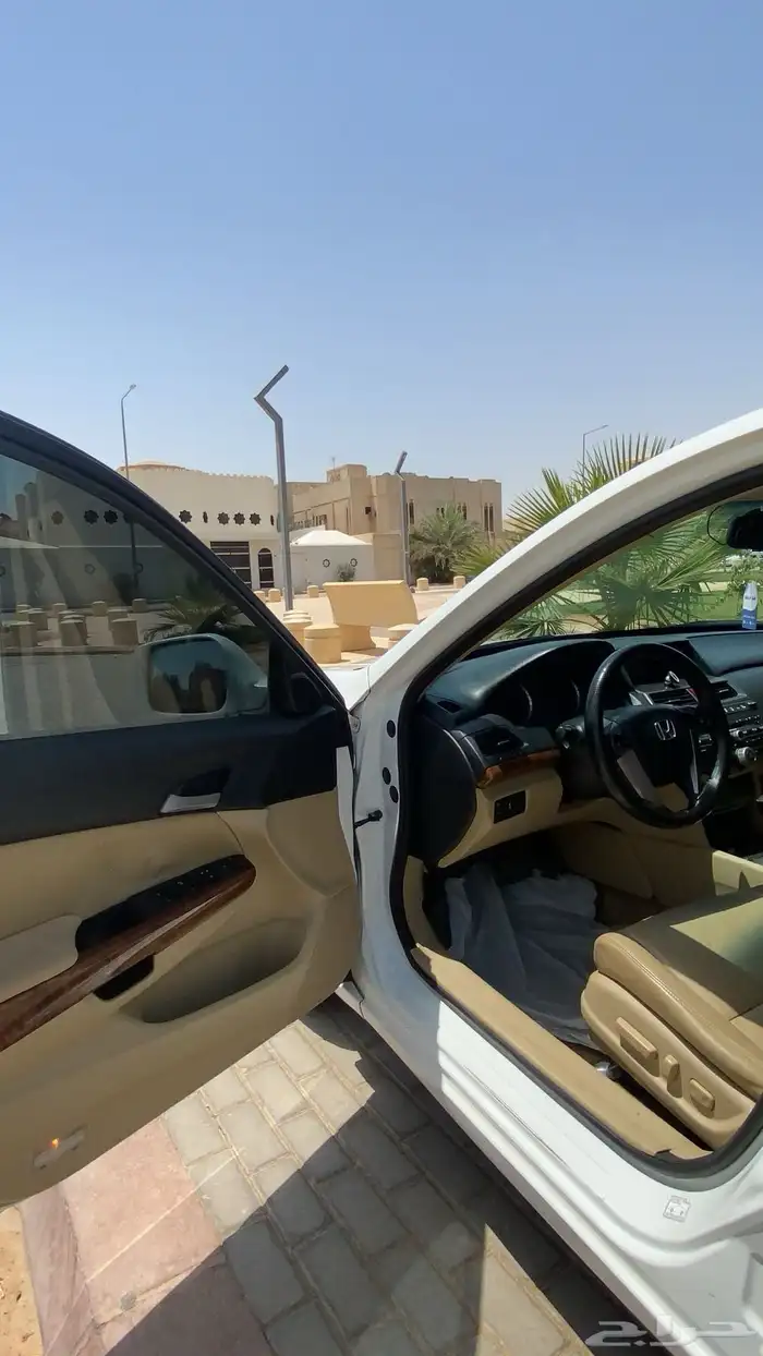 هوندا اكورد ليمتد 2012 17