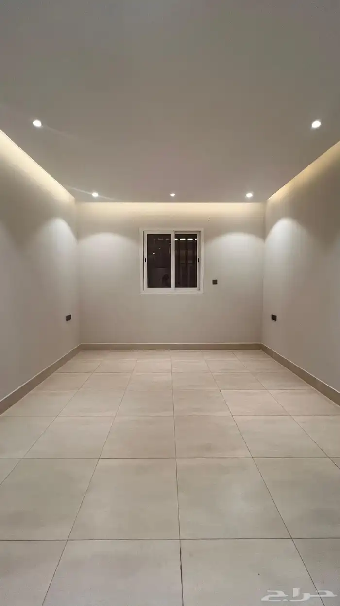 شقة للإيجار في حي الملقا 4