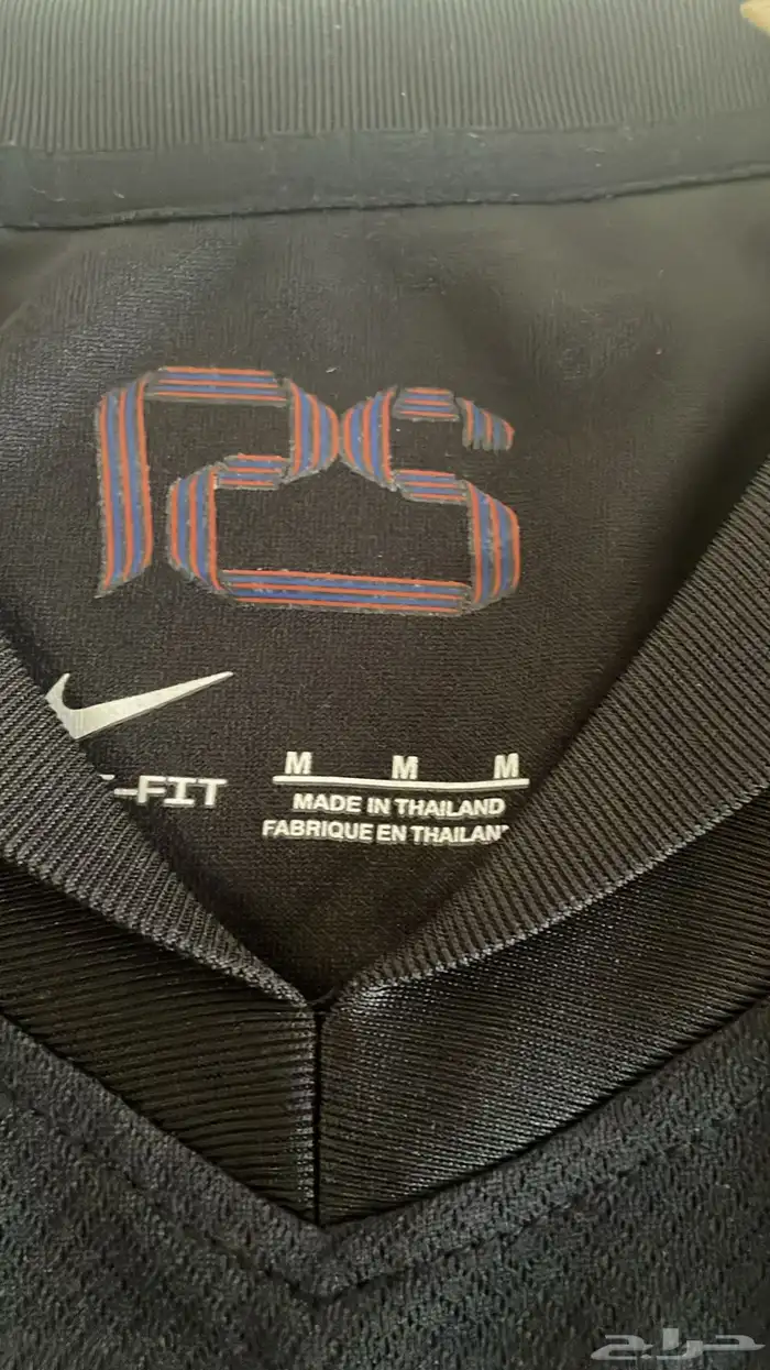 تيشيرت برشلونة جديد اصلي ما استخدم 1