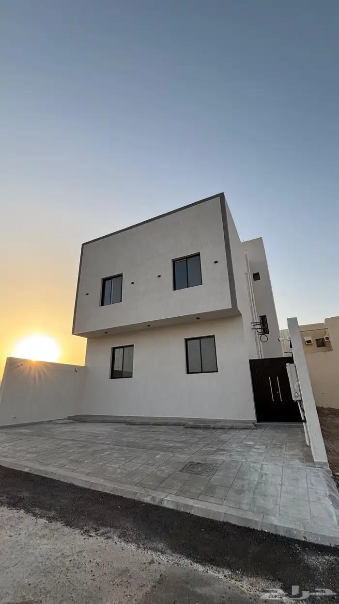 عماره في الرانوناء مكونه من شقتين 0