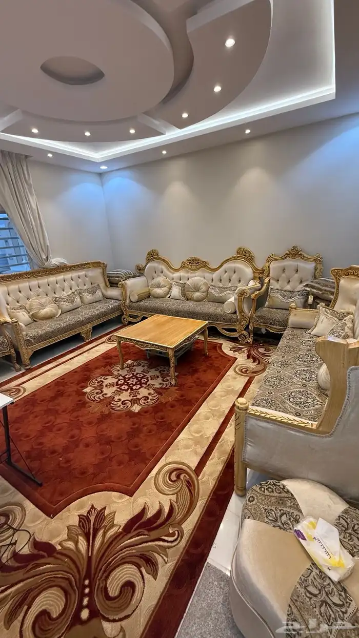 كنب كلاسيكي 0