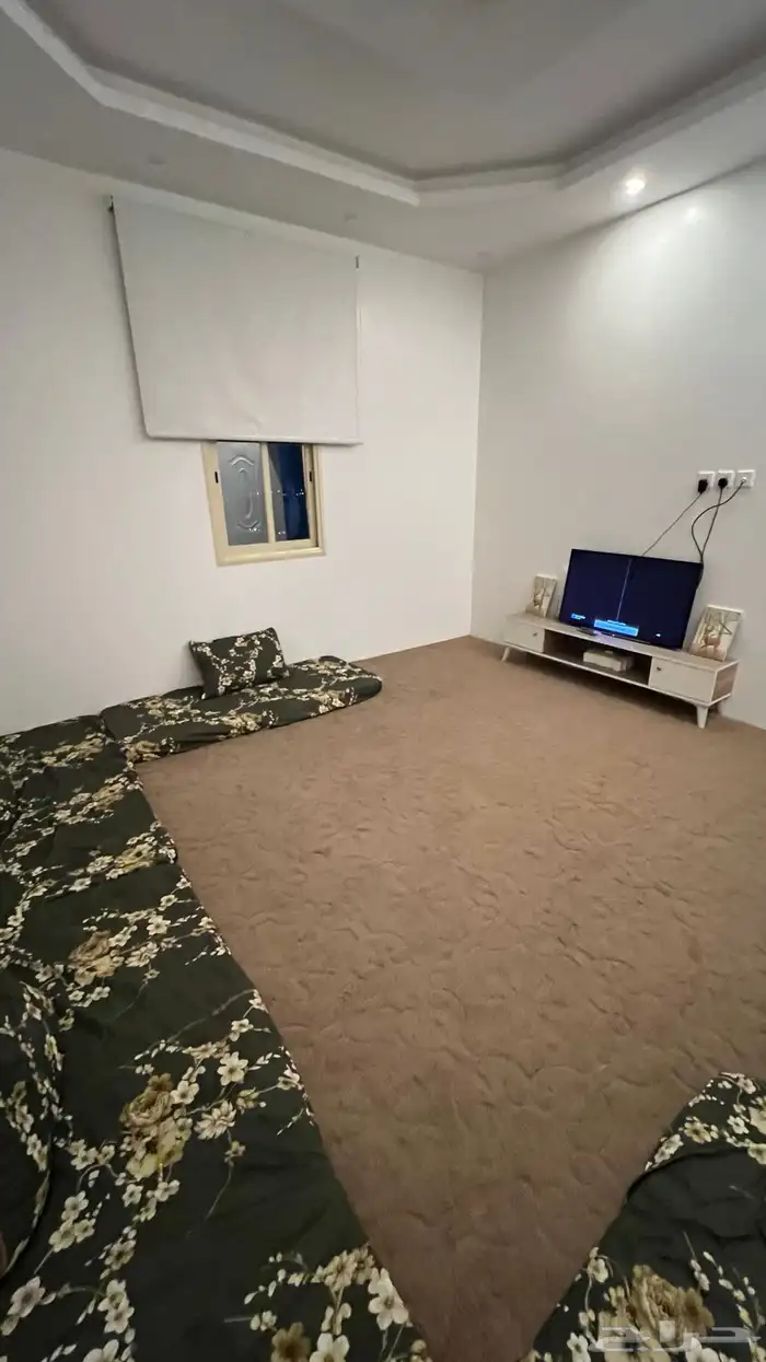 بيت للإيجار قريب من السوده 10