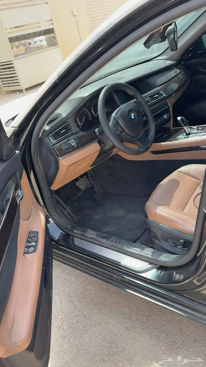 بي ام 730 7