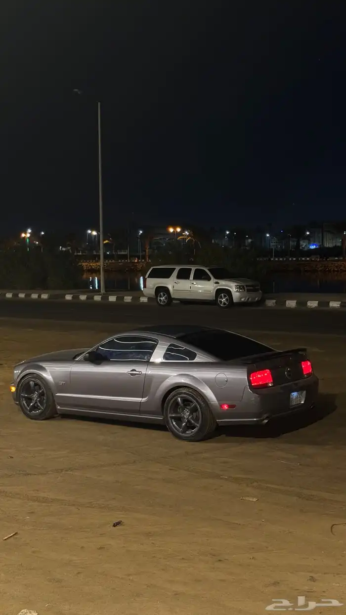 جنوط مقاس 19 نظيفه تركب على كفر مقاس 19 275 40 0