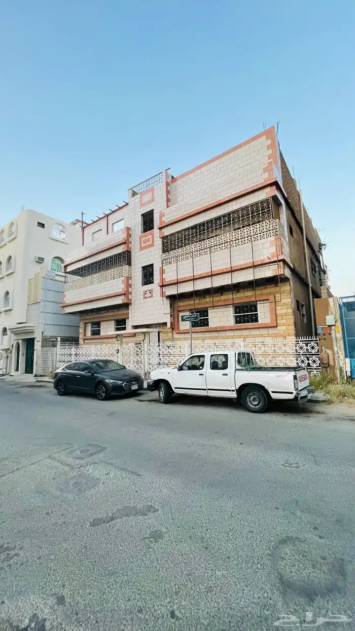موقع عليه عمارة قديمة القمرية 2