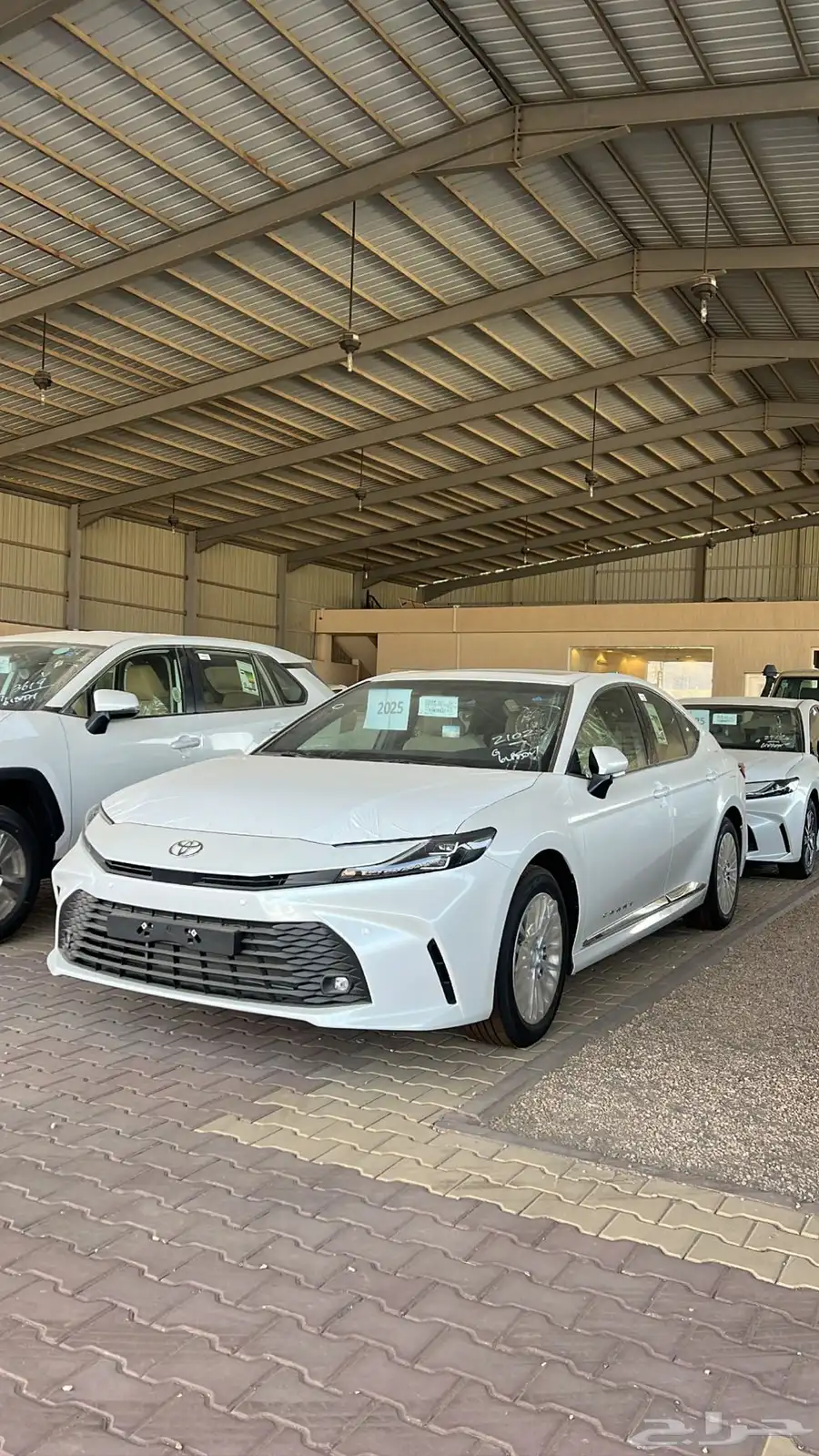كامري LE 1