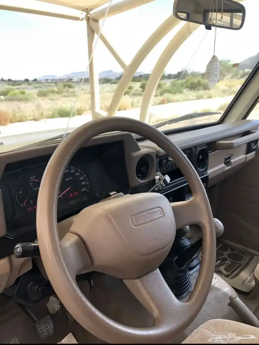 جيب بوليسي 6