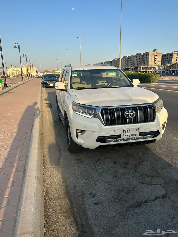 جيب برادو للبيع 2018 2