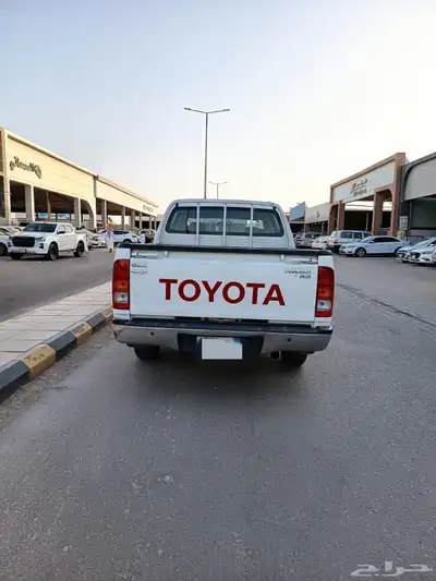 هايلوكس 2011 نظيف جدا 7