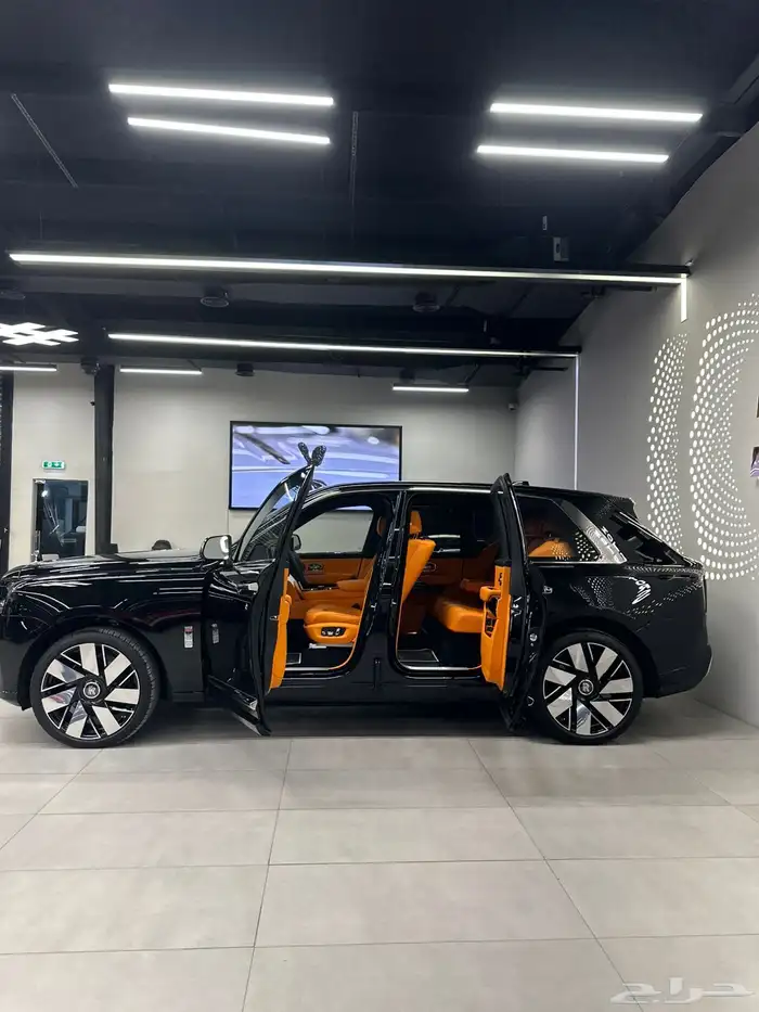 رولز رويس كولينان 2025 اصفار خليجي تم البيع 8