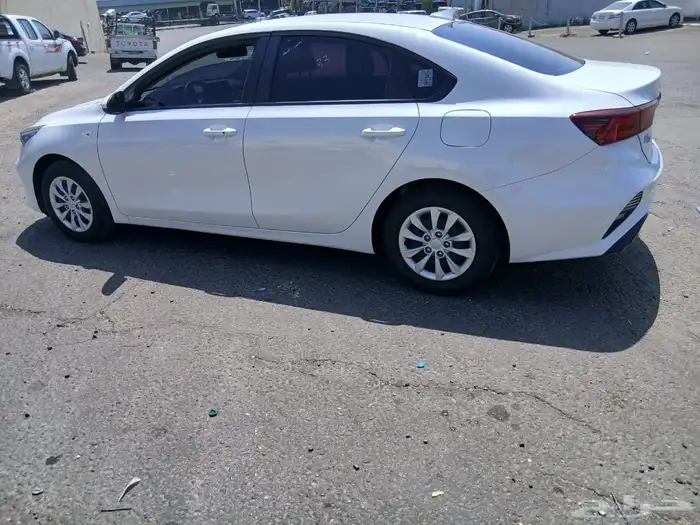 كيا سيراتو بطاقة جمركيه 8