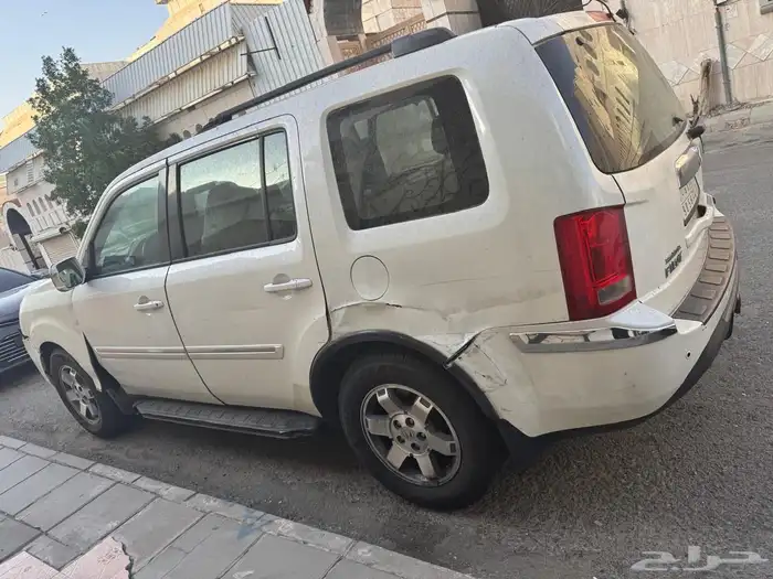 للبيع تشليح مكة نظيفة قير يحتاج توضيب الباقي سليم 057878016 2