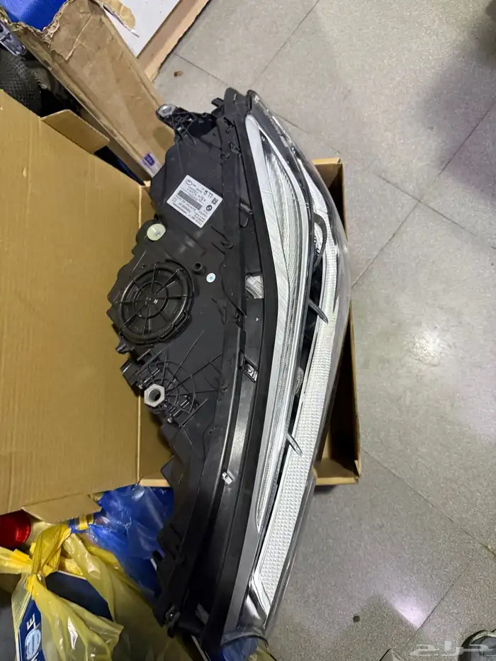 شمعه. بي ام 730i 2017 2016 2018شمعات. بي ام دبليو 740i. 202 1