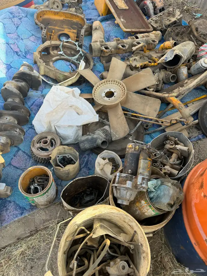 بلدوزر دركتر قطع غيار مكينه هنو ماك الماني 1