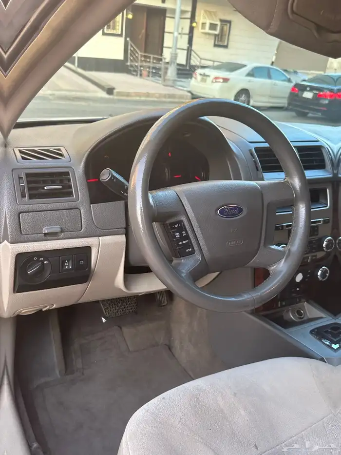 فورد فيوجن موديل 2012 نظيف 8