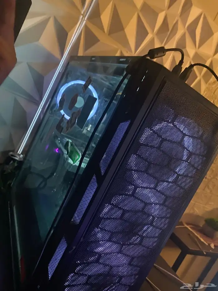 للبيع بي سي 1