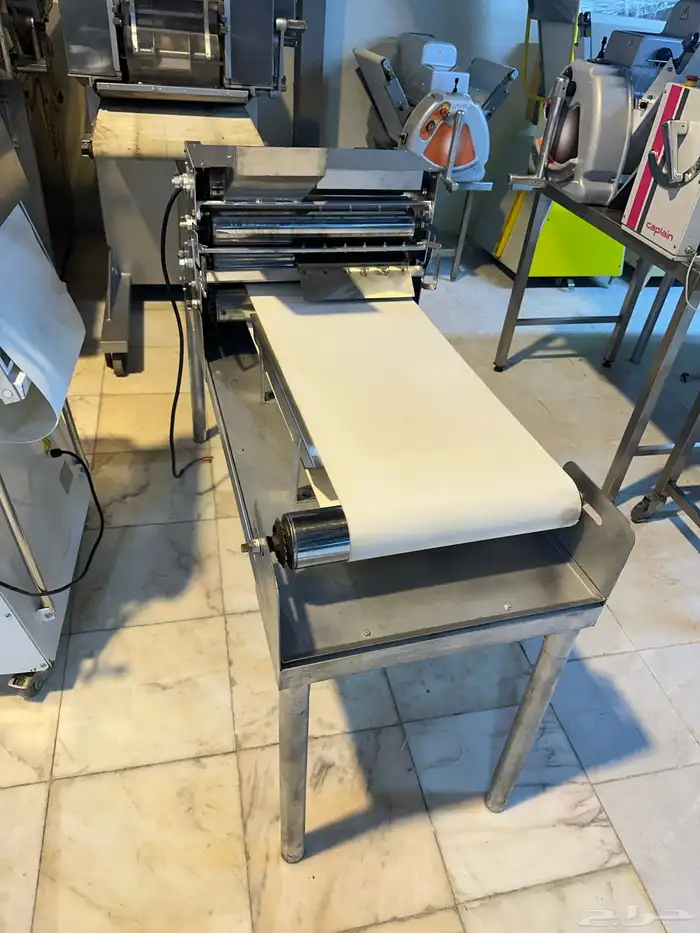 فرادة خبز لبناني 0