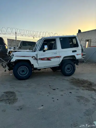جيب ربع بودي وكاله قطع فقط 0