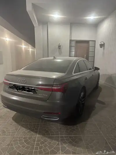 اودي A6 2022 على الصيانه المجانيه 1