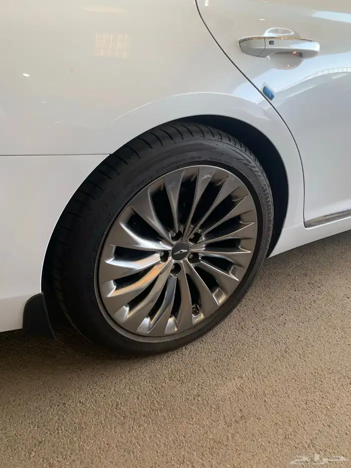 جينسس G90 2018 بدي وكاله ممشي 30 الف فقط 11
