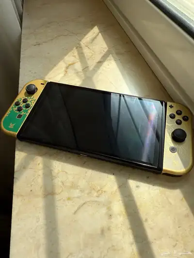 Nintendo Switch OLED Zelda Edition   نينتندو سويتش اولد 2