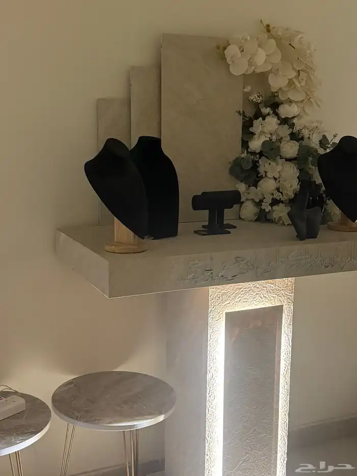 عربية ملكة 1