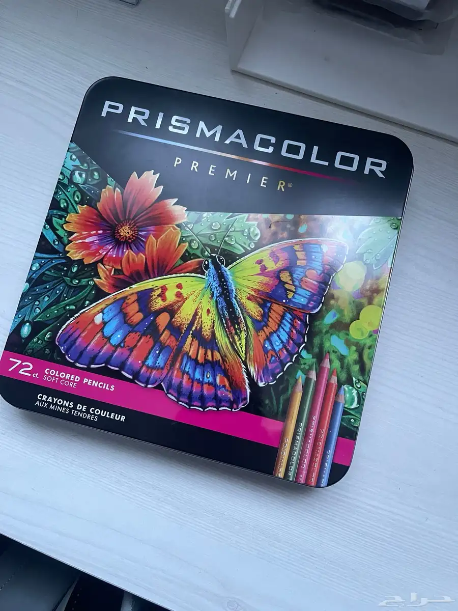 للبيع   علبة Prismacolor Premier (72 لون) استخدام خفيف جد ا 0