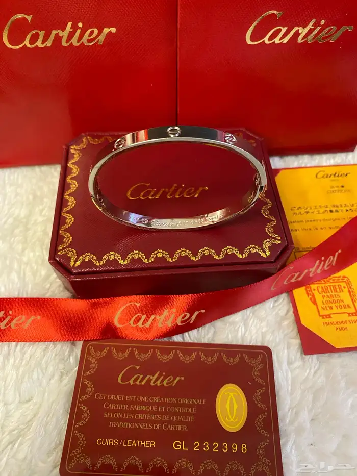 اساور لويس فيتون وكارتير ومسيكا بالملحقات 2