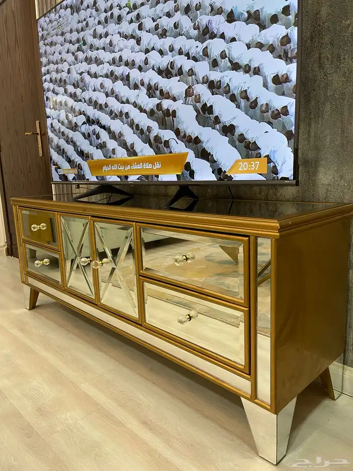 طاولة تلفزيون زجاج 1