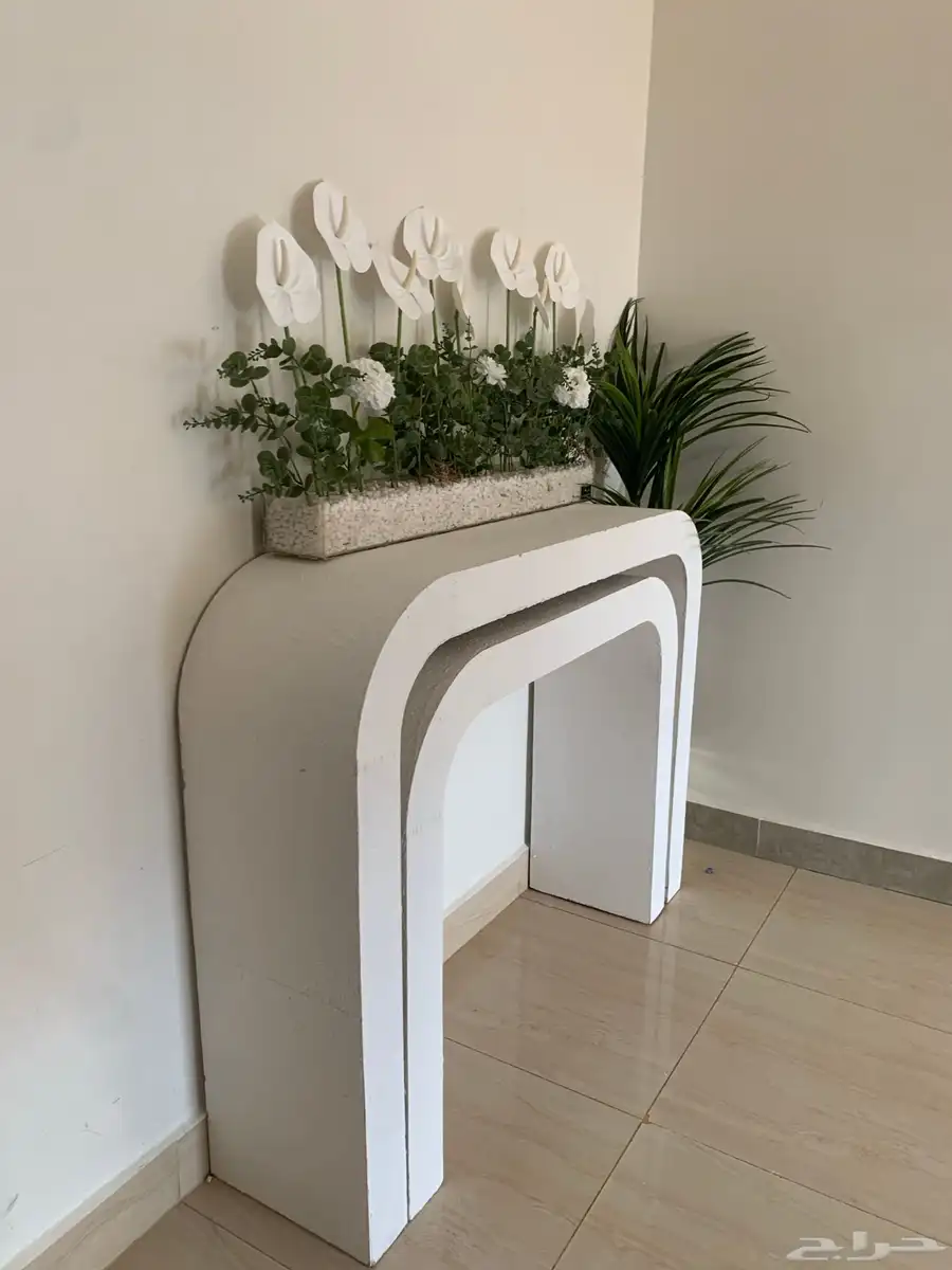 طاولة الحفلات 2