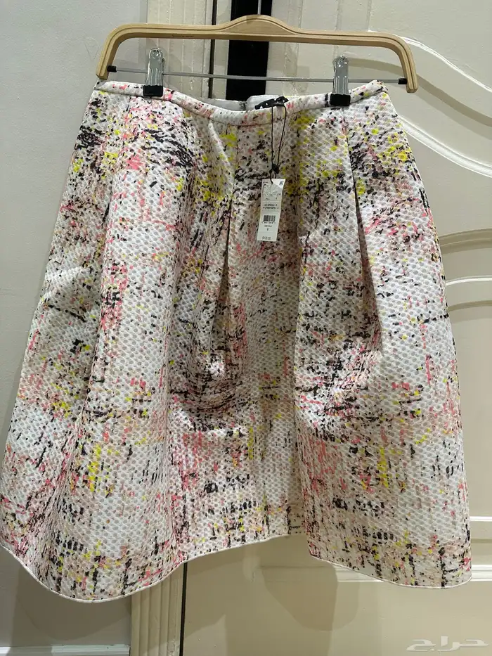 تنورة نسائية   جديدة 1