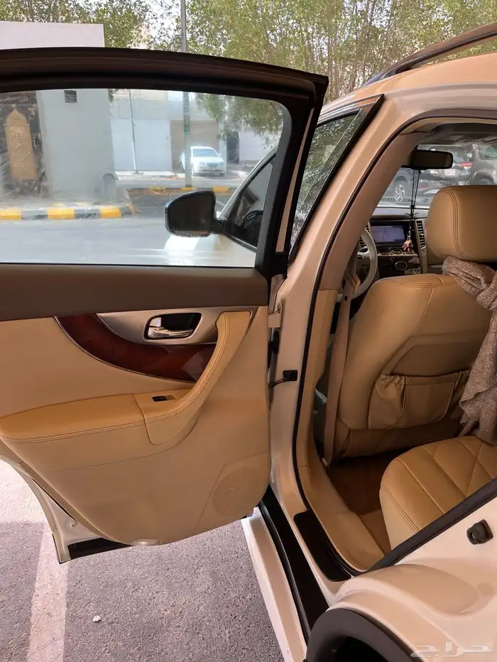انفنتي Fx50s للبيع 10