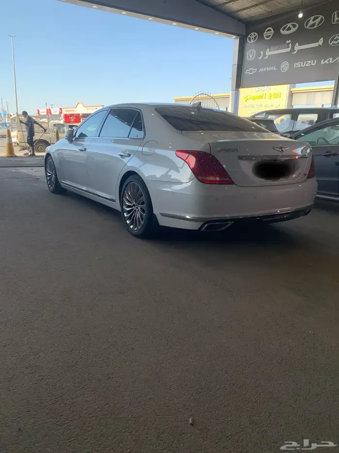 جينسس G90 2018 بدي وكاله ممشي 30 الف فقط 10